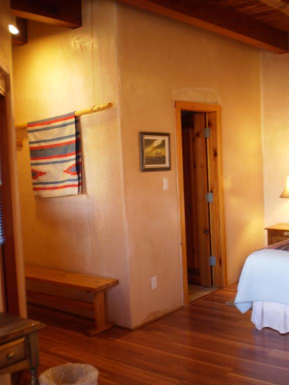 Guadalupe Inn Santa Fe Room photo